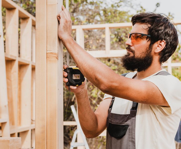 Residential carpenter framing a new home